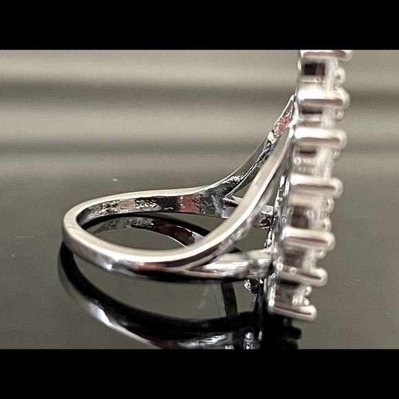 NEW Silver Angel Wings Opening Adjustable Ring - Picture 5 of 5